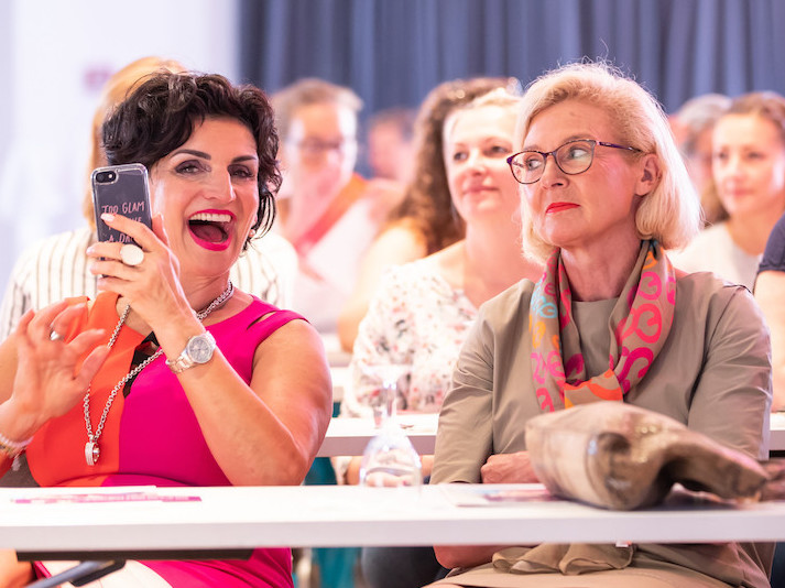 "Lernen aus Erfolgsgeschichten" von Beate Recker auf den DENTAL TEAMDAYS in Berlin